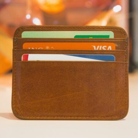 The Best Credit Cards for Real Estate Investors: Maximize Rewards on Your Deals (2025 Edition)