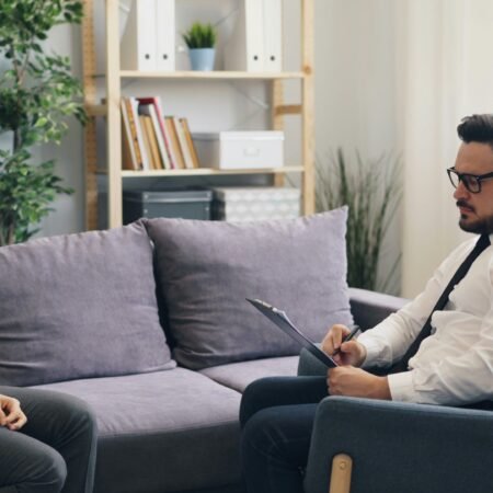 Groundfloor vs Fundrise: Short-Term Loans or Long-Term Gains?